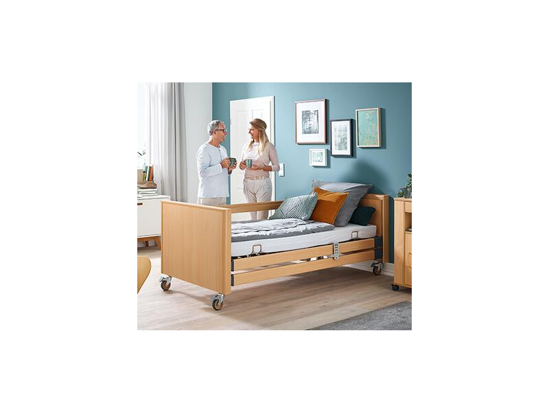 Pflegebett DALI mit Holzhaube